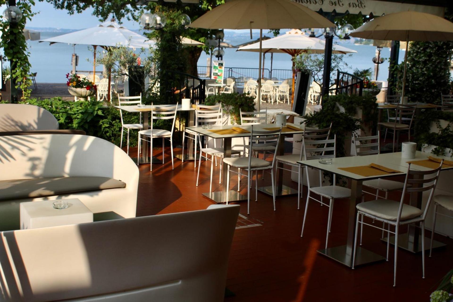 Hotel Tre Corone Garda  Kültér fotó